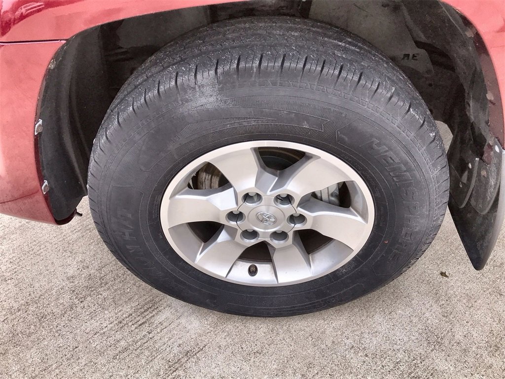 Used 2013 Toyota 4Runner 4WD image 10