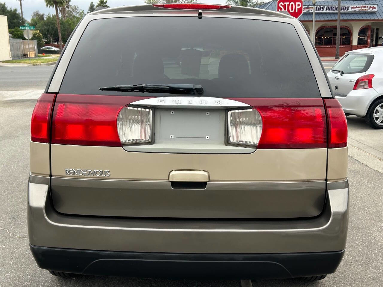 Used 2004 Buick Rendezvous CX image 7