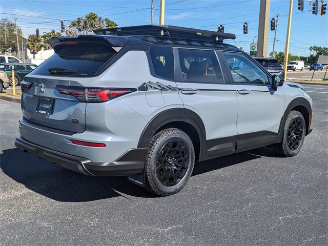 New 2025 Mitsubishi Outlander Trail Edition image 5