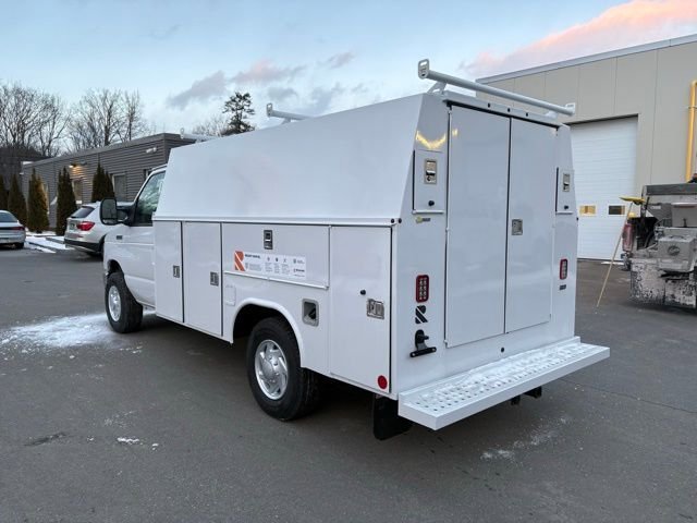 New 2026 Ford E-350 and Econoline 350 Super Duty w/ Power Equipment Group RWD image 22