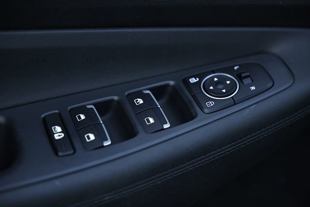 Used 2023 Hyundai Santa Fe SE image 16