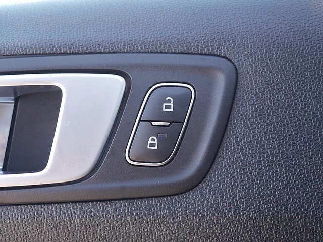 Used 2019 Ford EcoSport SE image 26