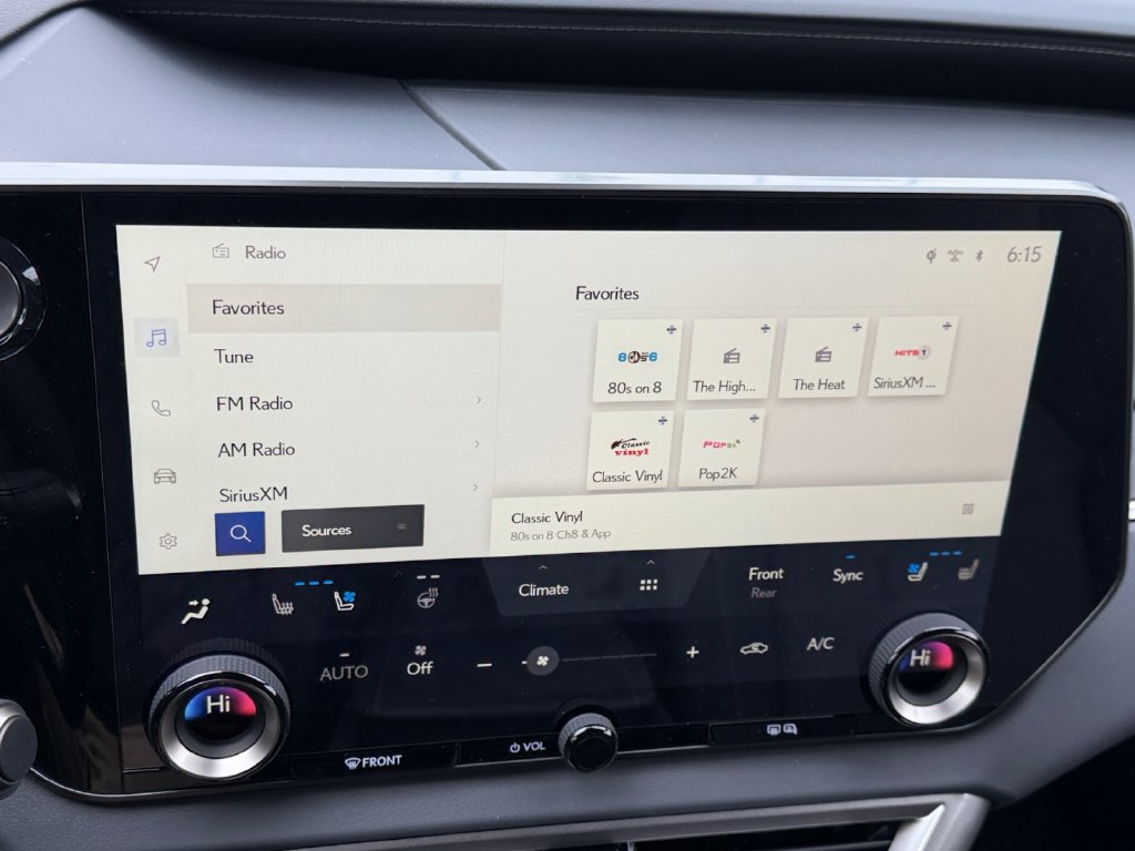 New 2026 Lexus RX 350h AWD/4WD image 17