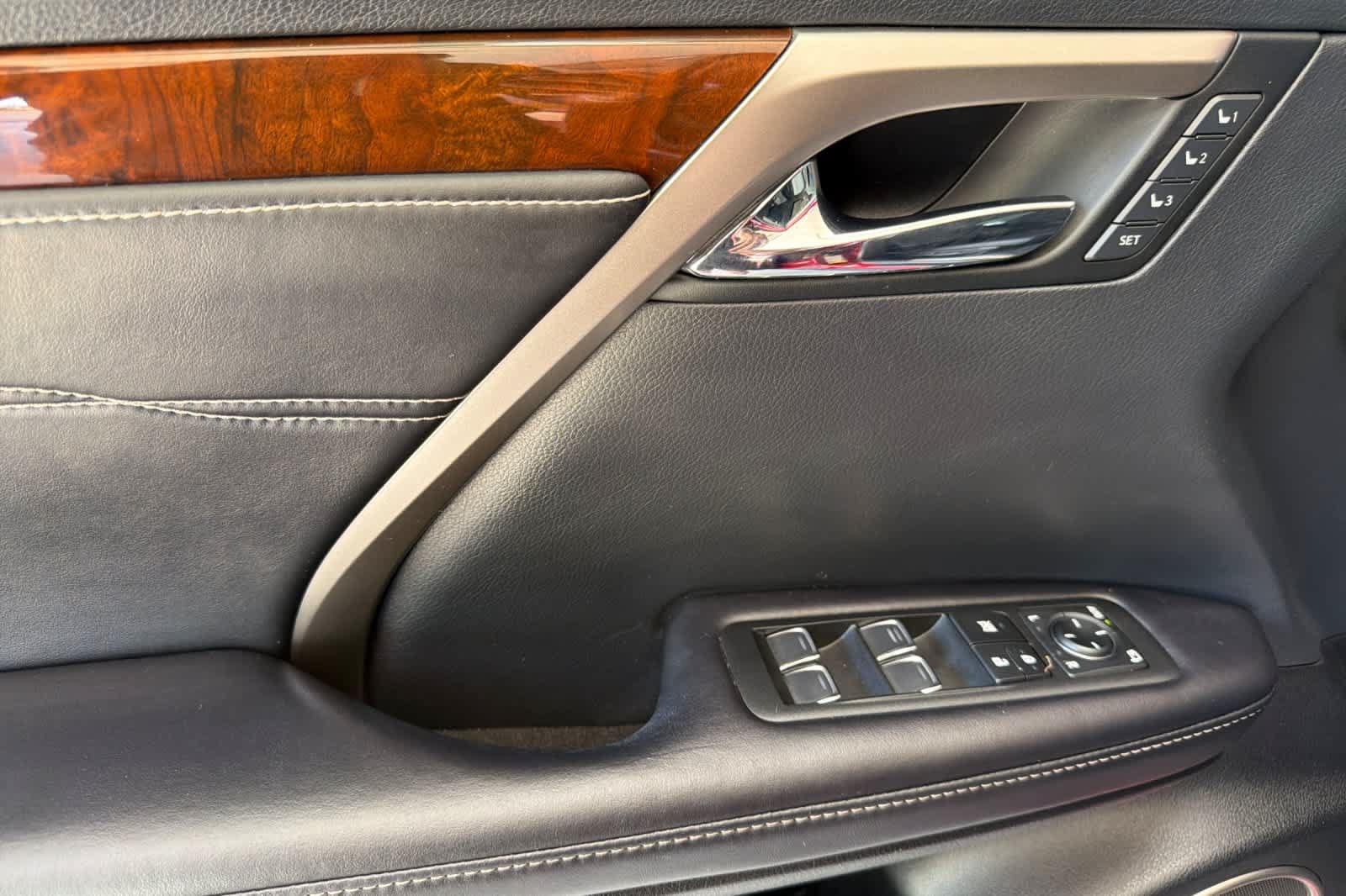 Used 2019 Lexus RX 350 AWD w/ Navigation Package image 12