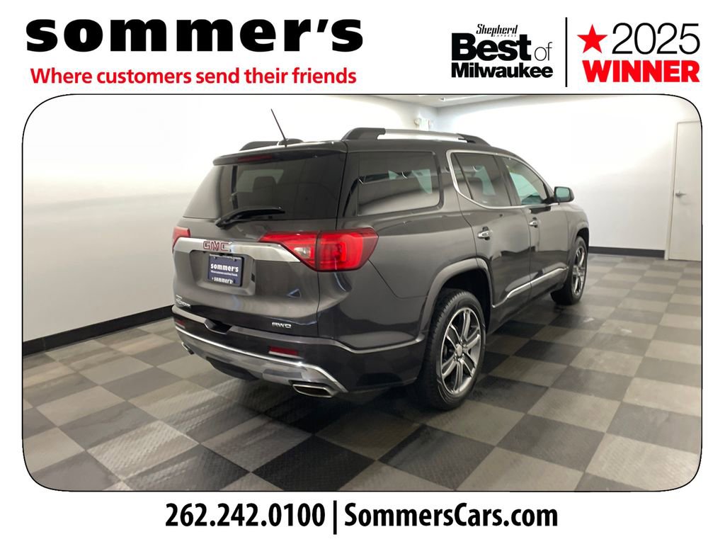 Used 2017 GMC Acadia Denali w/ Technology Package AWD/4WD image 5