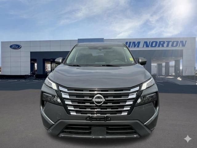 Used 2024 Nissan Rogue SV AWD/4WD image 10