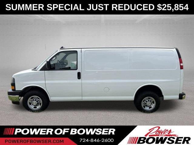 Used 2022 Chevrolet Express 2500 w/ Driver Convenience Package RWD video 2