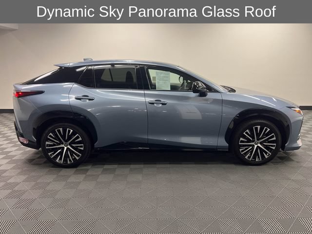 Certified 2023 Lexus RZ 450e Premium w/ Cold Area Package AWD/4WD image 4