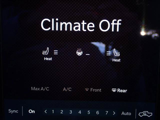 Used 2022 RAM 1500 Rebel w/ Rebel Level B Equipment Group AWD/4WD image 17