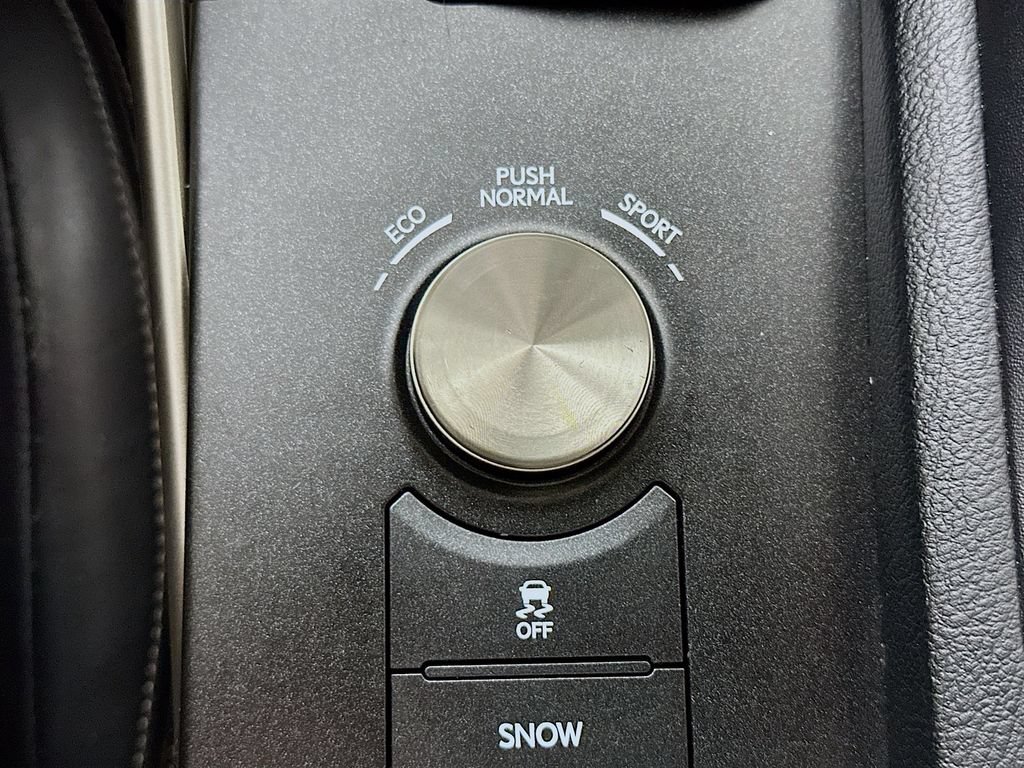 Used 2015 Lexus IS 250 RWD image 41