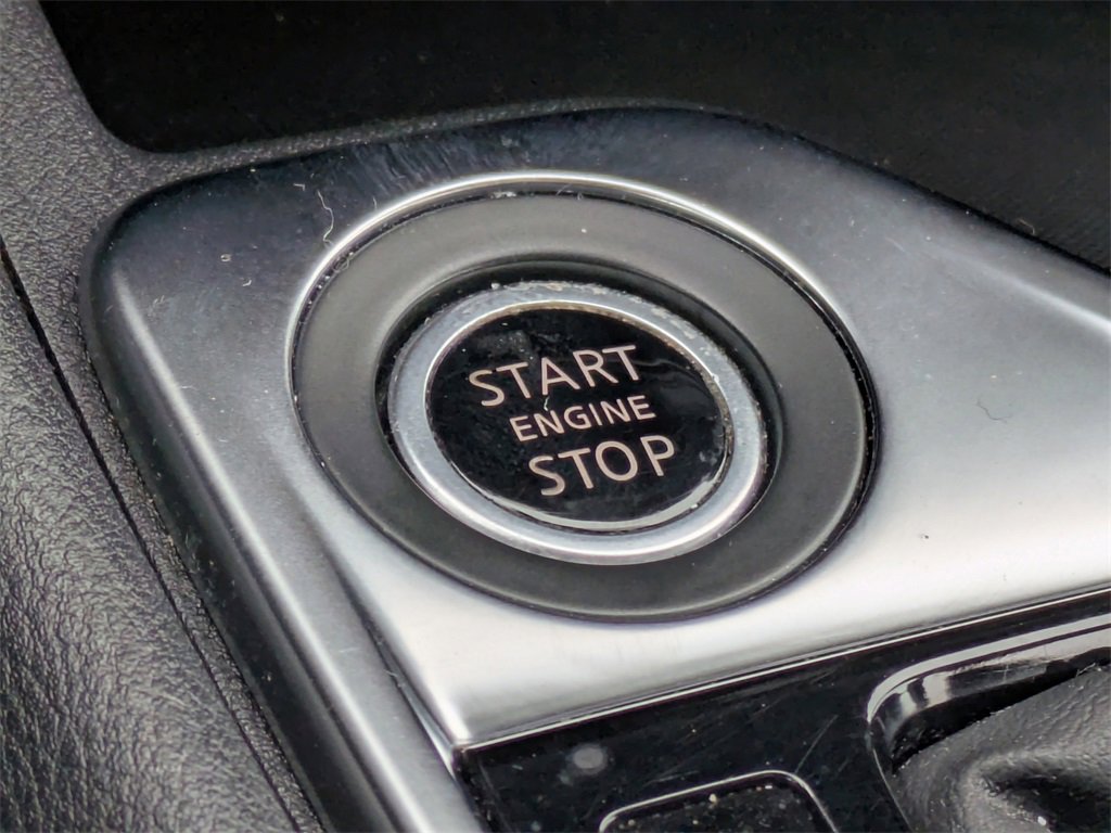 Used 2020 Nissan Sentra SV image 26