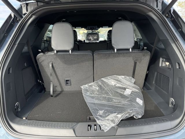 New 2026 Ford Explorer ST-Line w/ ST-Line Street Pack image 24