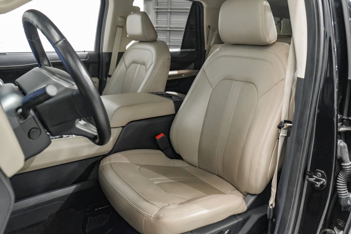 Used 2022 Ford Expedition Max Limited image 30
