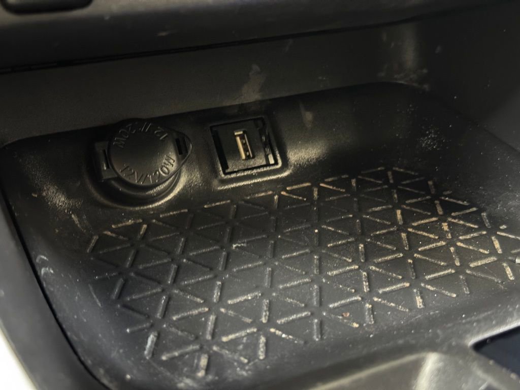 Used 2020 Toyota RAV4 XLE w/ Convenience Package image 35