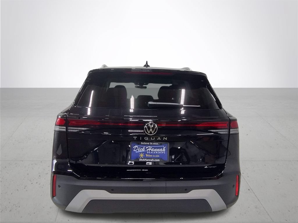 New 2026 Volkswagen Tiguan S AWD/4WD image 11