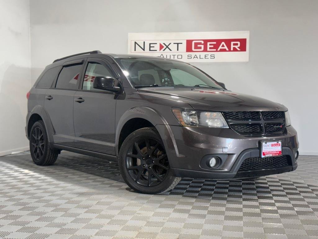 Used 2016 Dodge Journey SXT w/ Blacktop Package FWD image 1