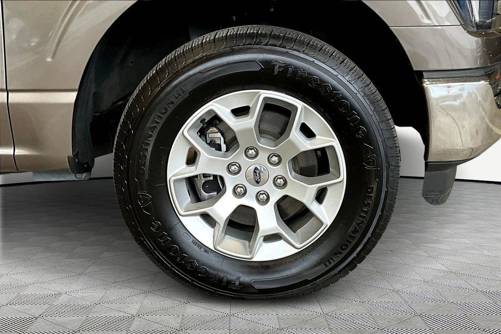 Used 2023 Ford F150 XLT image 31