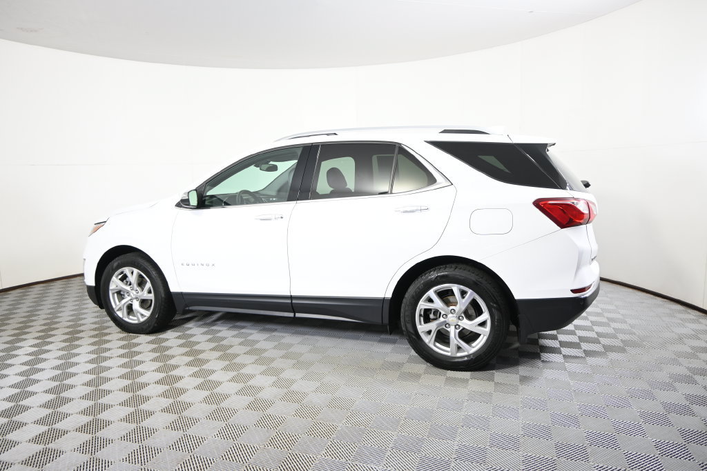 Used 2018 Chevrolet Equinox Premier FWD image 3