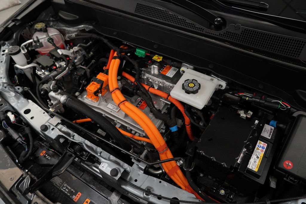 New 2027 Chevrolet Bolt RS w/ Technology Package FWD image 40