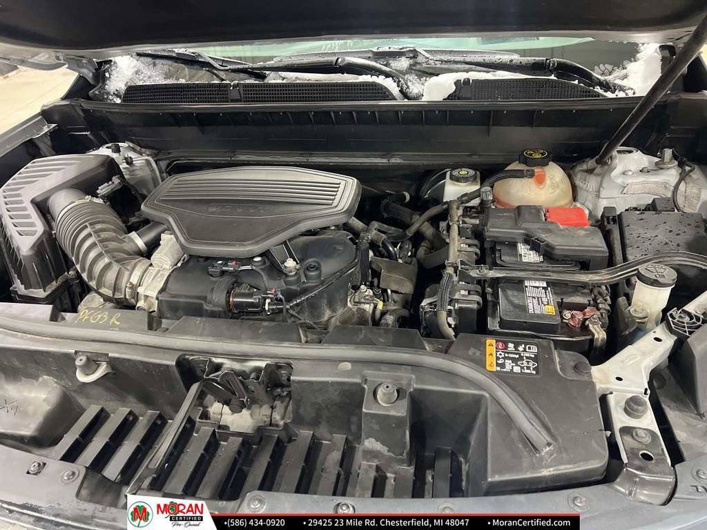 Used 2020 GMC Acadia SLT w/ Driver Alert Package II image 11