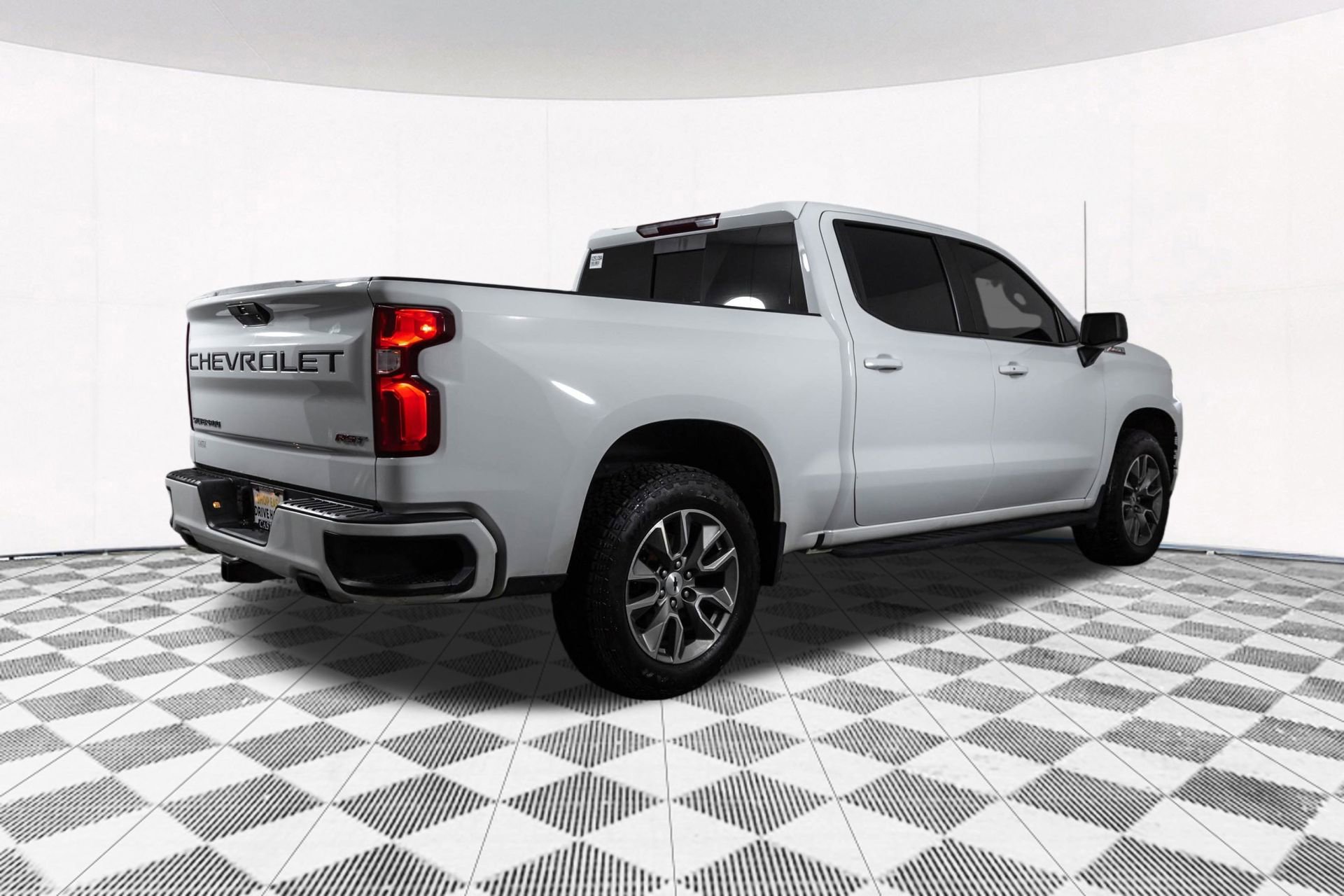 Used 2021 Chevrolet Silverado 1500 RST w/ Convenience Package II AWD/4WD image 19