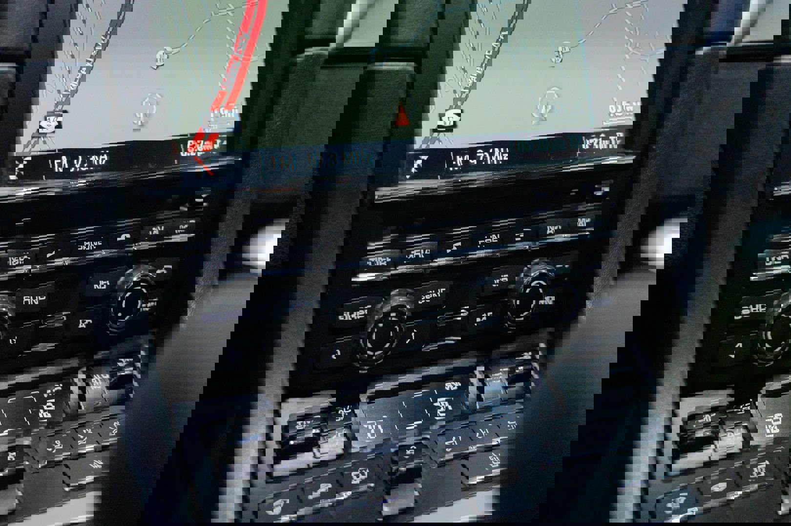 Used 2015 Porsche Cayman GTS image 39