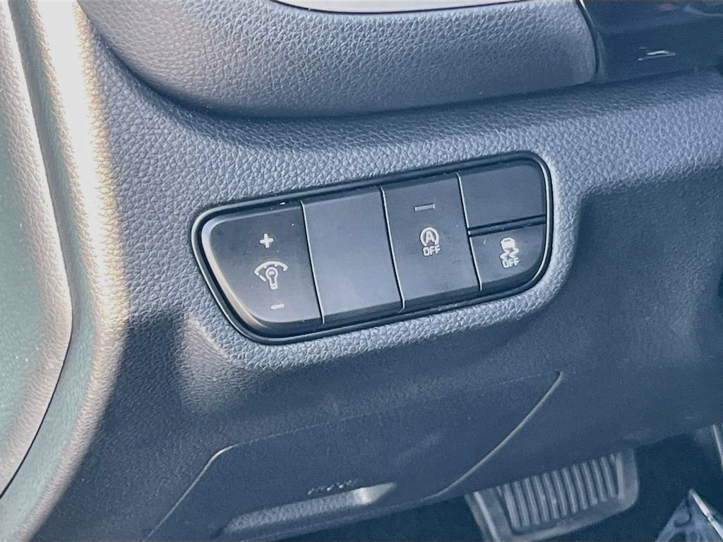 Used 2025 Kia Seltos S FWD image 10