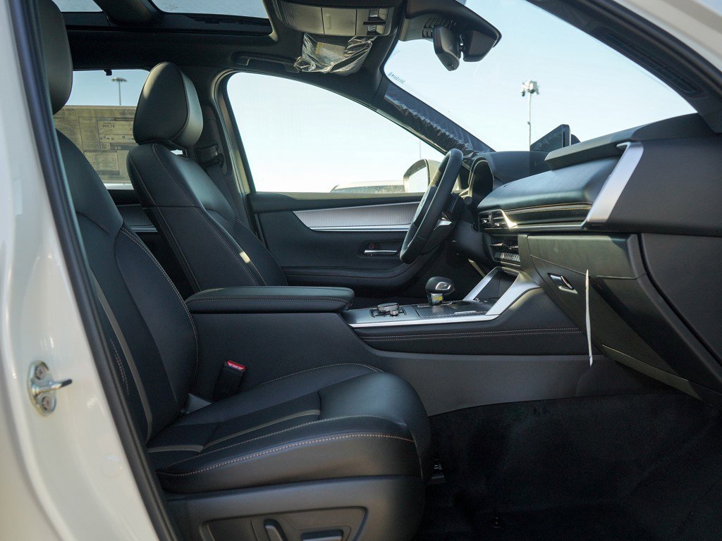 New 2026 MAZDA CX-90 3.3 Turbo w/ Premium Plus Pkg image 10