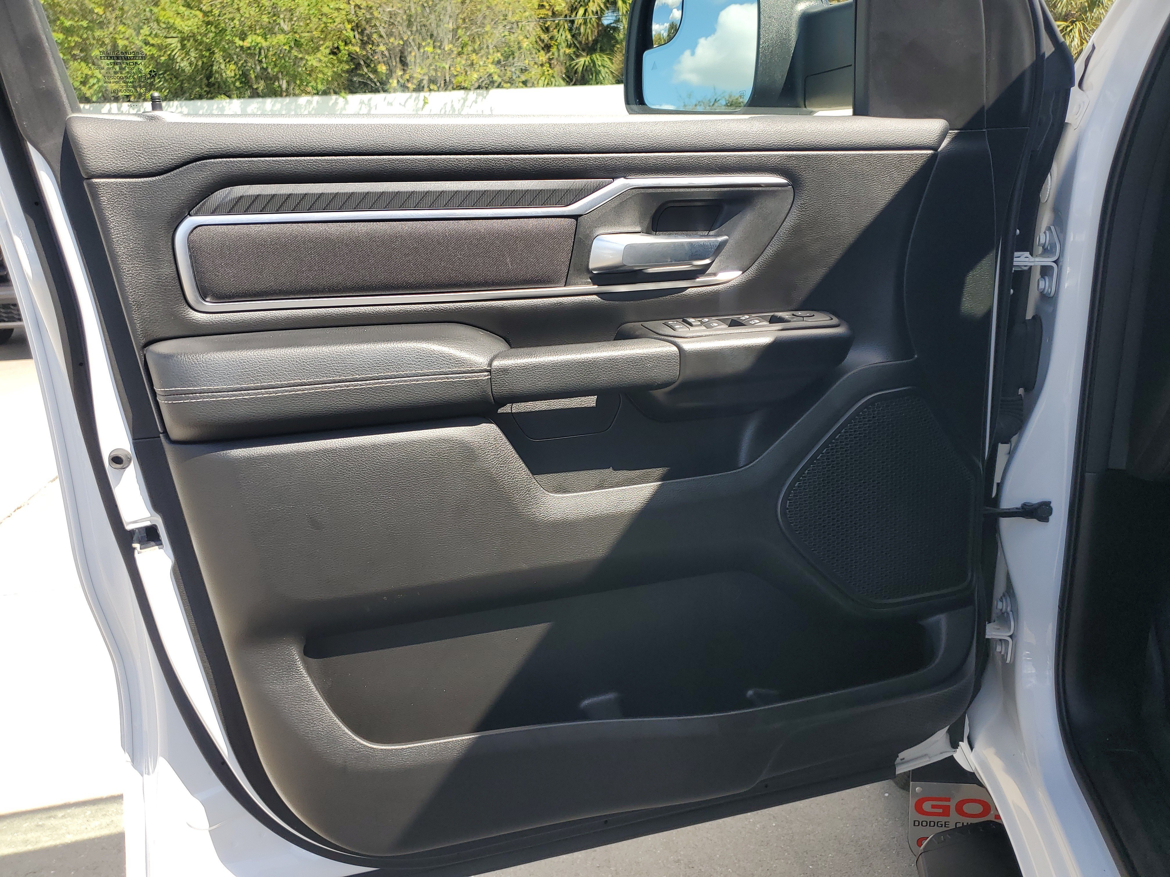 Used 2025 RAM 1500 Big Horn AWD/4WD image 24