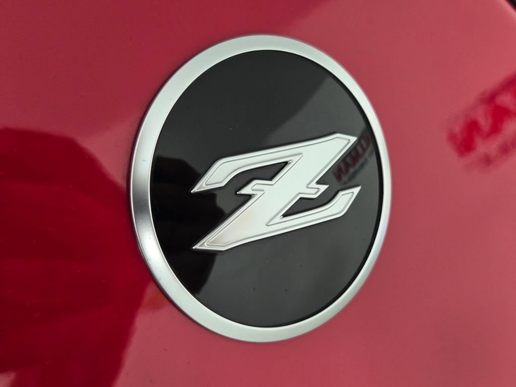 Used 2025 Nissan Z Performance w/ Floor Mat Package RWD image 11
