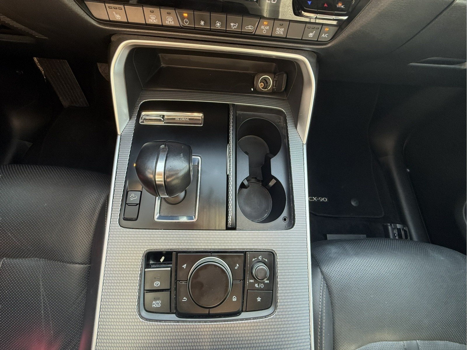 Used 2024 MAZDA CX-90 3.3 Turbo w/ Preferred Plus AWD/4WD image 17