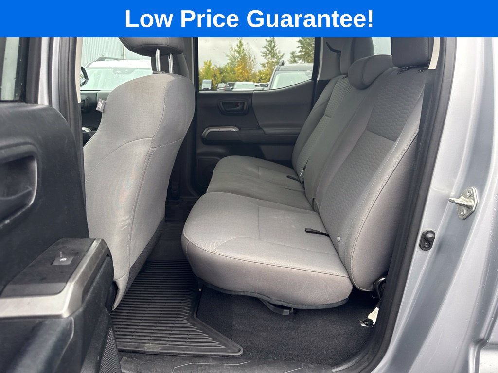 Used 2018 Toyota Tacoma SR5 AWD/4WD image 36