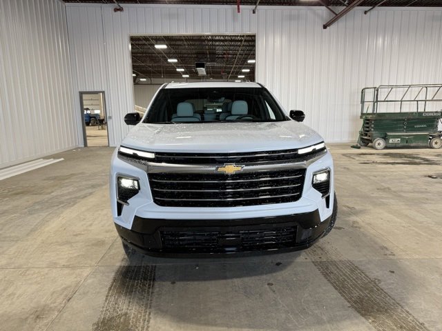 New 2026 Chevrolet Traverse High Country w/ LPO, Floor Liner Package image 2