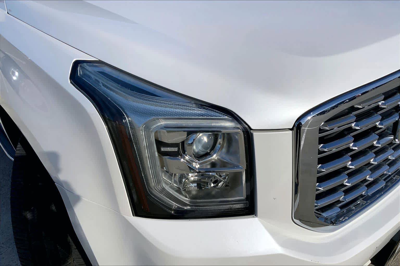 Used 2019 GMC Yukon Denali image 27