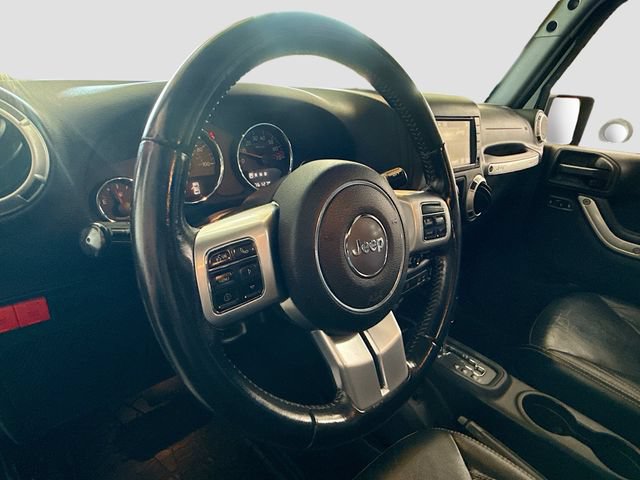 Used 2016 Jeep Wrangler Unlimited Rubicon AWD/4WD image 11