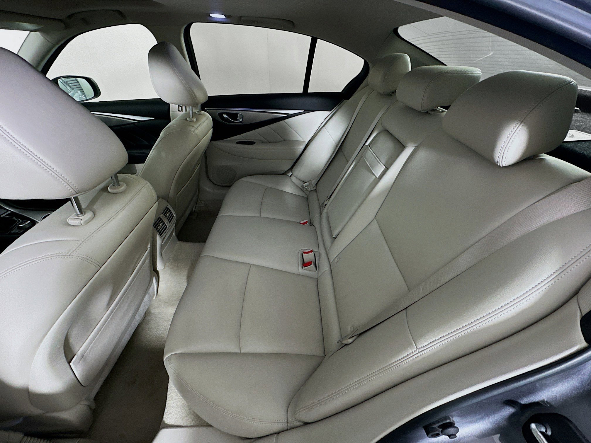 Used 2014 INFINITI Q50 Premium w/ Navigation Package image 29