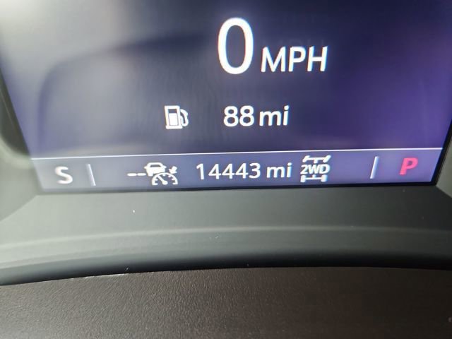 Used 2023 Chevrolet TrailBlazer ACTIV w/ Sun and Liftgate Package image 17