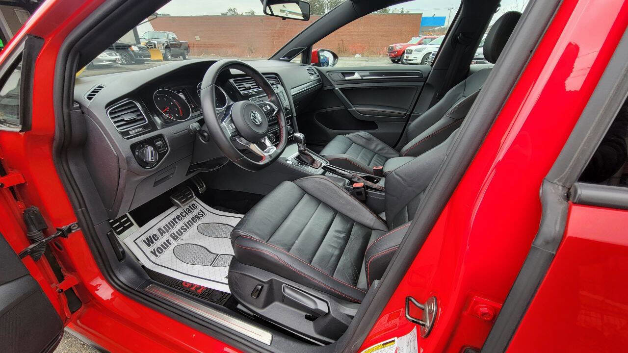Used 2017 Volkswagen GTI Sport image 11