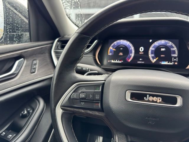 Used 2022 Jeep Grand Cherokee L Limited image 22