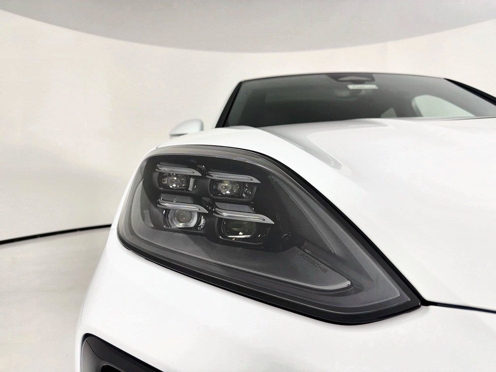 New 2026 Porsche Cayenne S AWD/4WD image 34