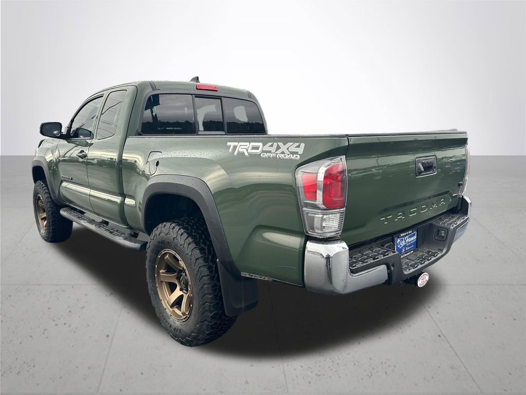 Used 2021 Toyota Tacoma TRD Off-Road w/ TRD Premium Off Road Package AWD/4WD image 9