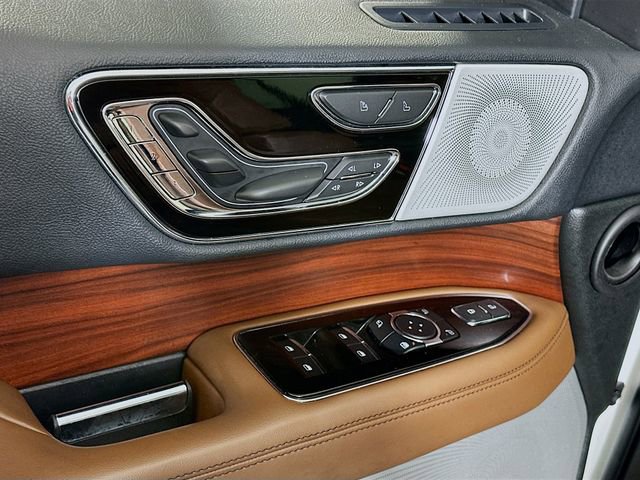 Used 2023 Lincoln Navigator L Reserve image 19