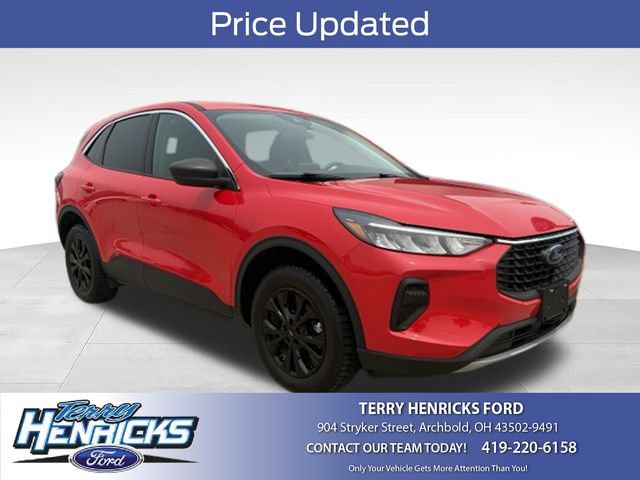Used 2024 Ford Escape Active AWD/4WD image 1