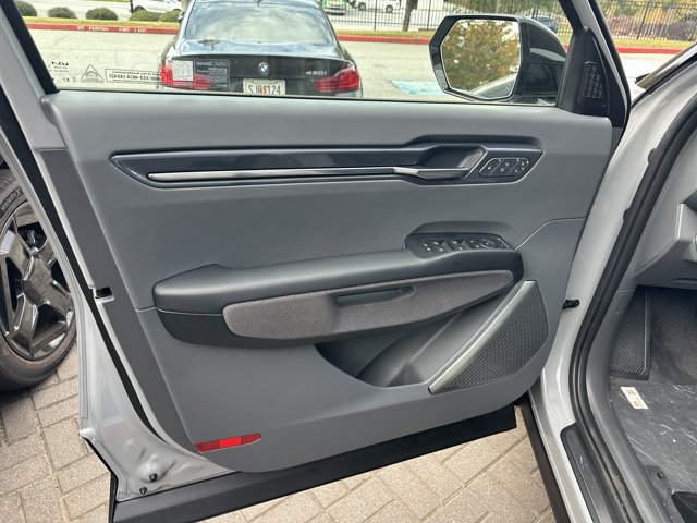 New 2027 Kia EV9 Land AWD/4WD image 4