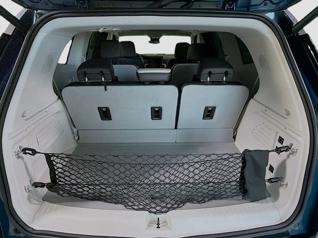 Used 2024 GMC Acadia Denali w/ Super Cruise Package image 27