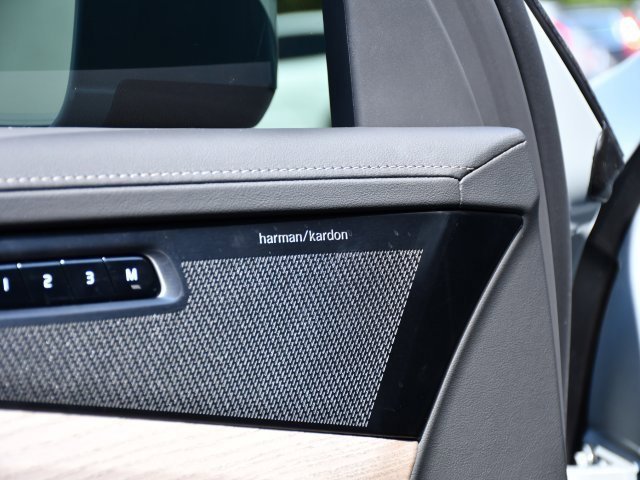 New 2026 Volvo XC90 B6 Plus w/ Protection Package Premier image 14