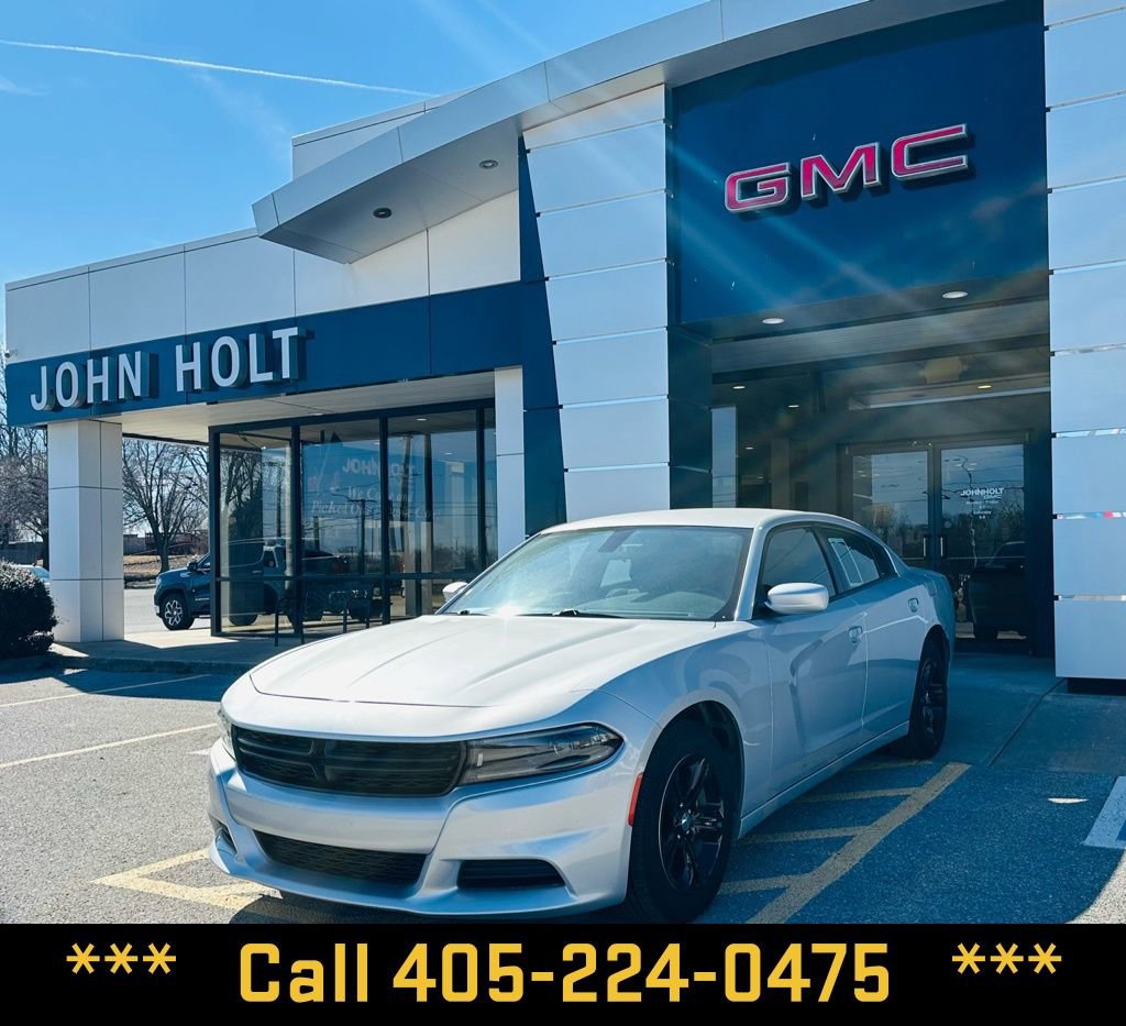 Used 2022 Dodge Charger SXT image 1