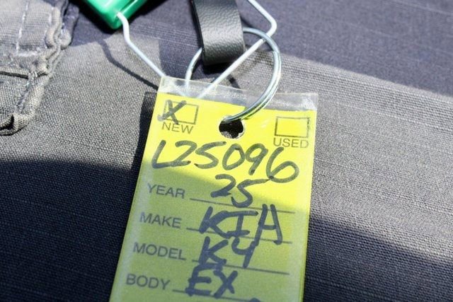 New 2025 Kia K4 EX image 25