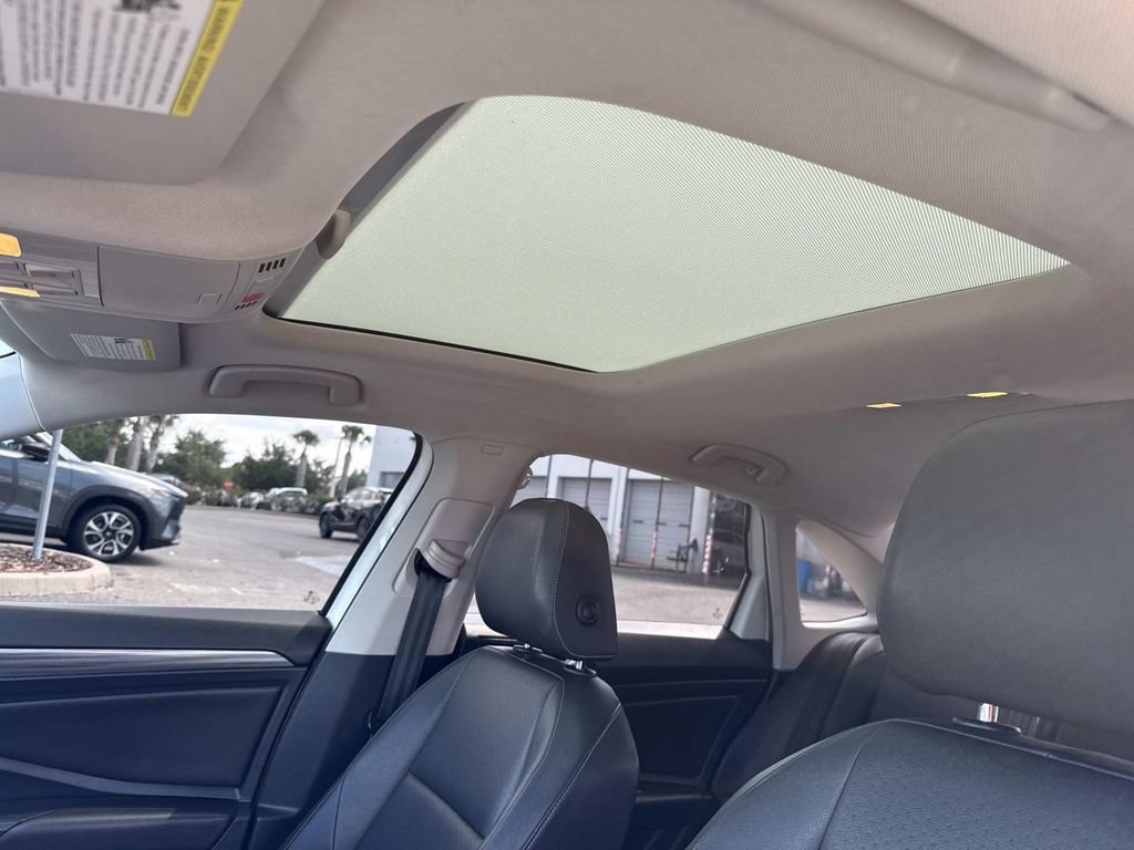 Used 2019 Volkswagen Jetta SEL FWD image 27