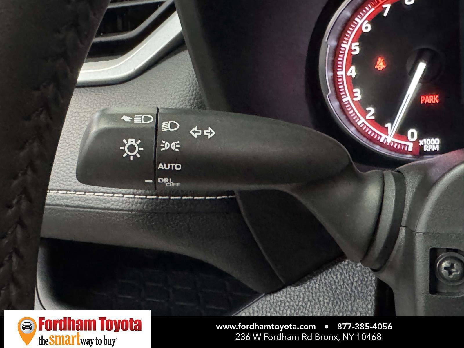 Used 2025 Toyota RAV4 XLE w/ Convenience Package AWD/4WD image 25